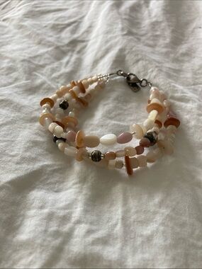 Multistrand Peach and Cream Shell Beaded Bracelet with Lobster Clasp